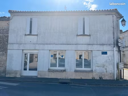 maison 6 pièces 208 m²