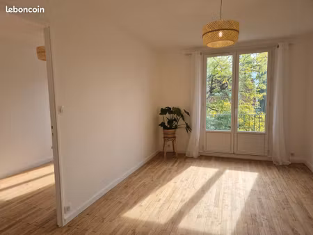 appartement entièrement rénové - 3 pièces - beauséjour