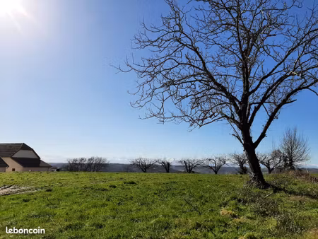 terrain viabilise 1196m² - escures