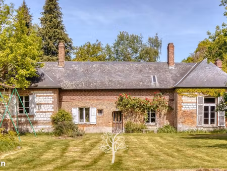 propriété 4 pièces 141 m²
