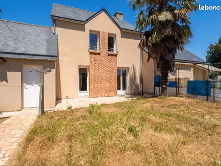 pavillon t4 - saint aubin d'aubigne - 78 m²