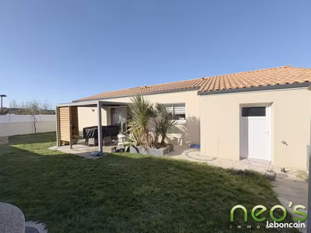 pavillon 4 pièces 93 m²