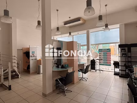 centre ville gare - local commercial avec place de parking