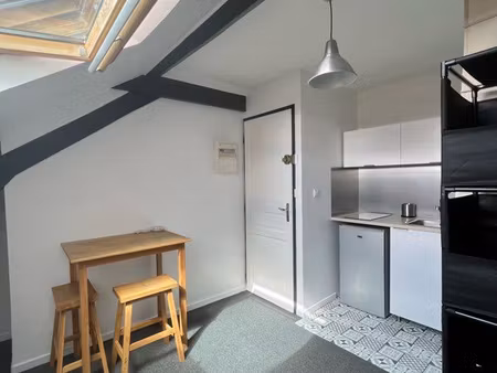 studio étudiant indépendant chez le propriétaire