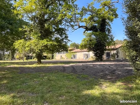 longère 8 pièces 262 m²