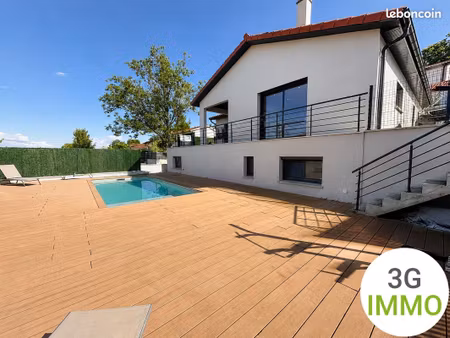 châtillon-sur-chalaronne – villa contemporaine /190 m² /avec piscine et espace indépendant
