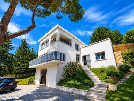 maison 4 pièces 183 m²