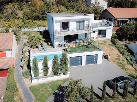 villa contemporaine 280 m2 secteur montjuzet piscine chauffée vue panoramique multiples po