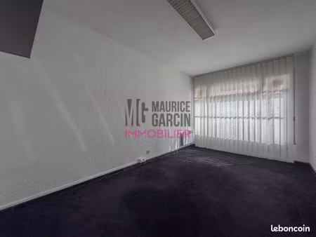 local 66 m² carpentras