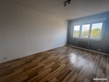 studio 1 pièce 29 m²