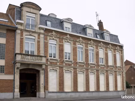 appartement t3 rénové à neuf - 58m2 - hazebrouck centre