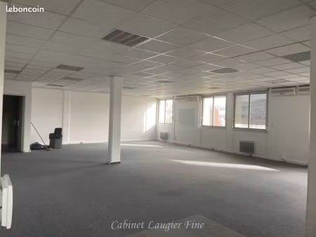 bureaux 123 m² aix-en-provence