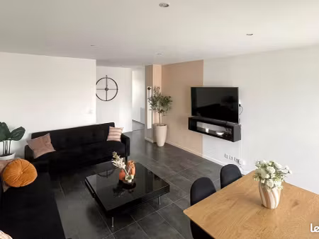 bel appartement t3 meublé à louer dans une belle résidence