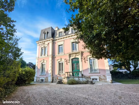 appartement 4 pièce(s) 103 m2 avec jardin - dernier étage - secteur lac