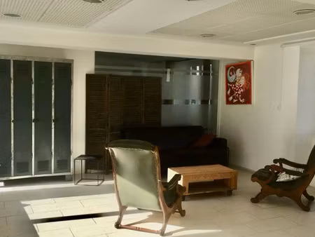 loft avec parking place flore