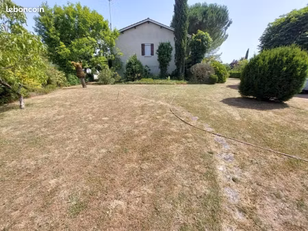terrain 596 m² isle despagnac