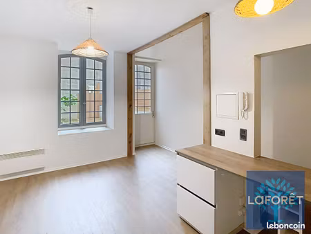 studio 1 pièce 23 m²