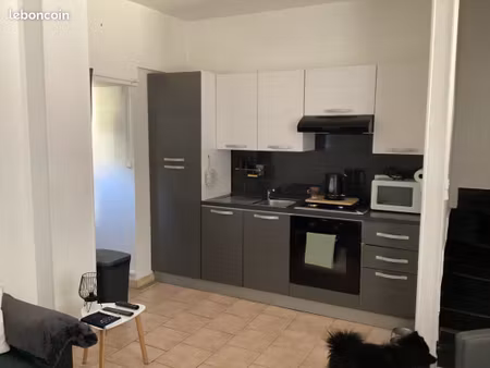 location étudiante infirmière