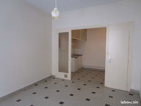 studio 1 pièce 23 m²