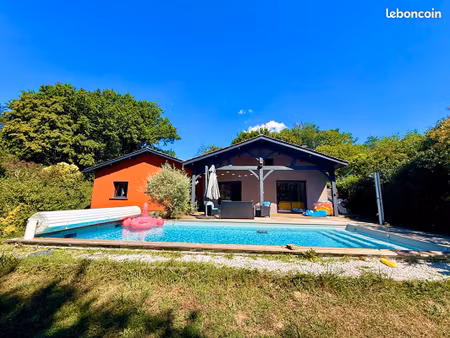 propriété 10 pièces 230 m²