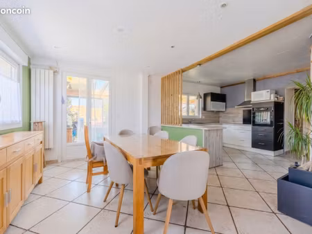 maison 5 pièces 106 m²
