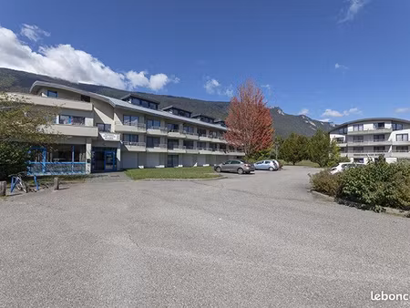 appartement 3 pièces 30 m²