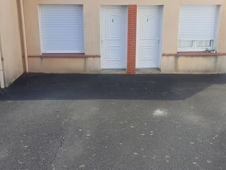 maison t2/ jardin/ plein pied/ cholet 35m2