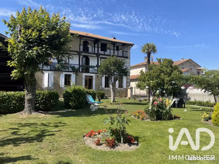 maison 6 pièces 247 m²