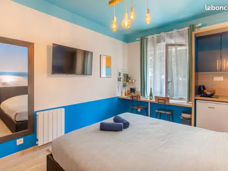loue charmant studio au calme rue de bodelio hyper centre lorient