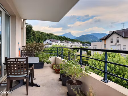 appartement 3 pièces 67 m²