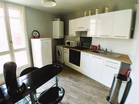 location beau t3  en plein cœur saint-leu