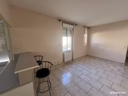 studio refait à neuf
