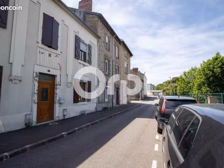 immeuble 10 pièces 177 m²