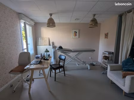 loue piece dans cabinet paramedical
