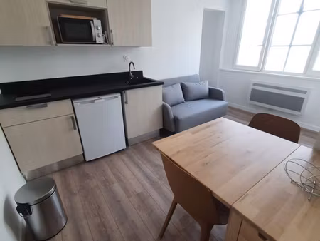 appartement t2 de 27.5m² situé au 2ème étage