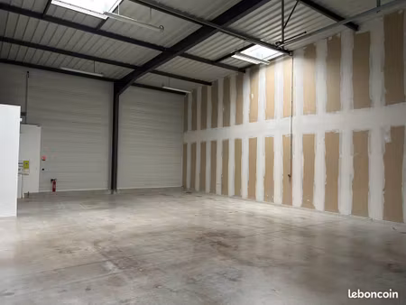 à louer – local d'activités de 185 m²