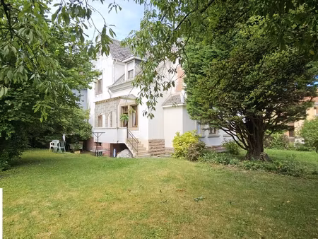 maison 6 pièces 156 m²
