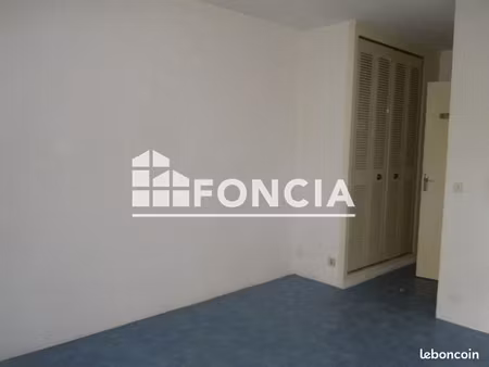 studio 1 pièce 18 m²