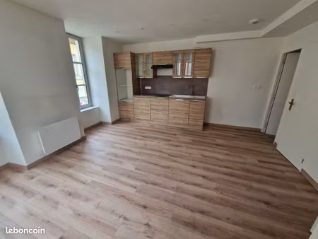 location t2 non meublé