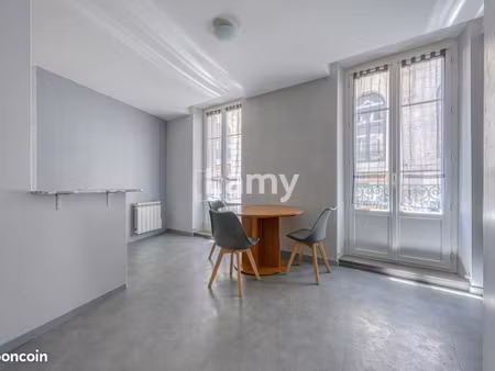 appartement 1 pièce 34 m²