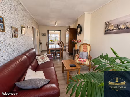 maison 6 pièces 107 m²