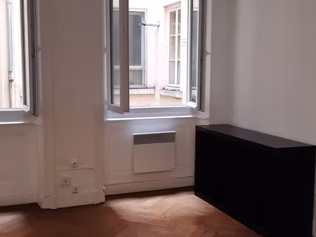 appartement 44m2 cordeliers