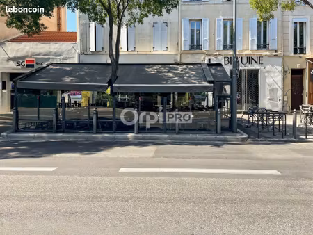 restaurant 120 m²
