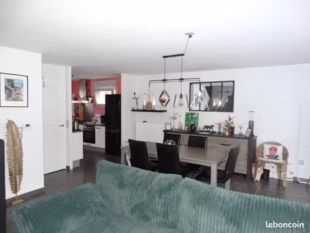 maison 5 pièces 80 m²