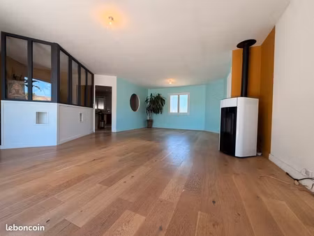 maison 6 pièces 142 m²