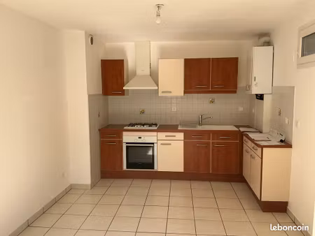 t2 duplex (terrasse  parking) chambéry (bissy)