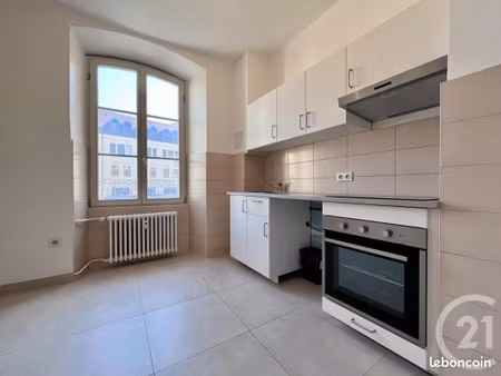 appartement 3 pièces 106 m²