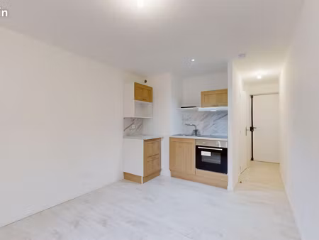 studio 1 pièce 16 m²