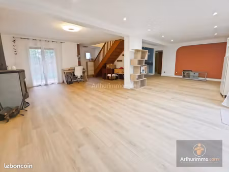 maison 7 pièces 143 m²