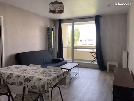 bel appartement meublé t2 de 47 m² avec balcon – compiègne royallieu